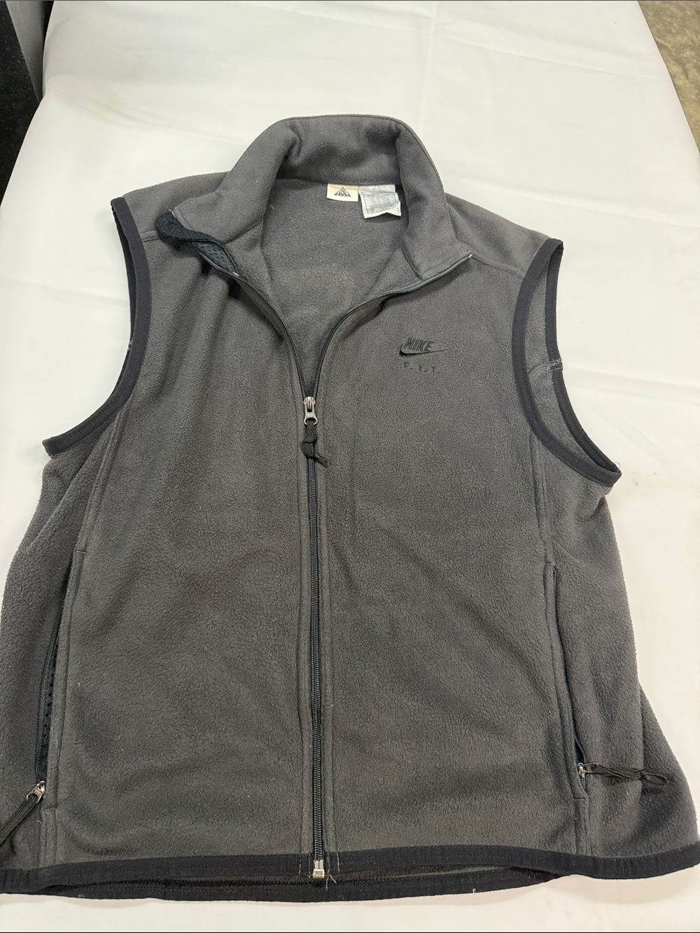 Nike Gray Full-Zip Fleece Vest